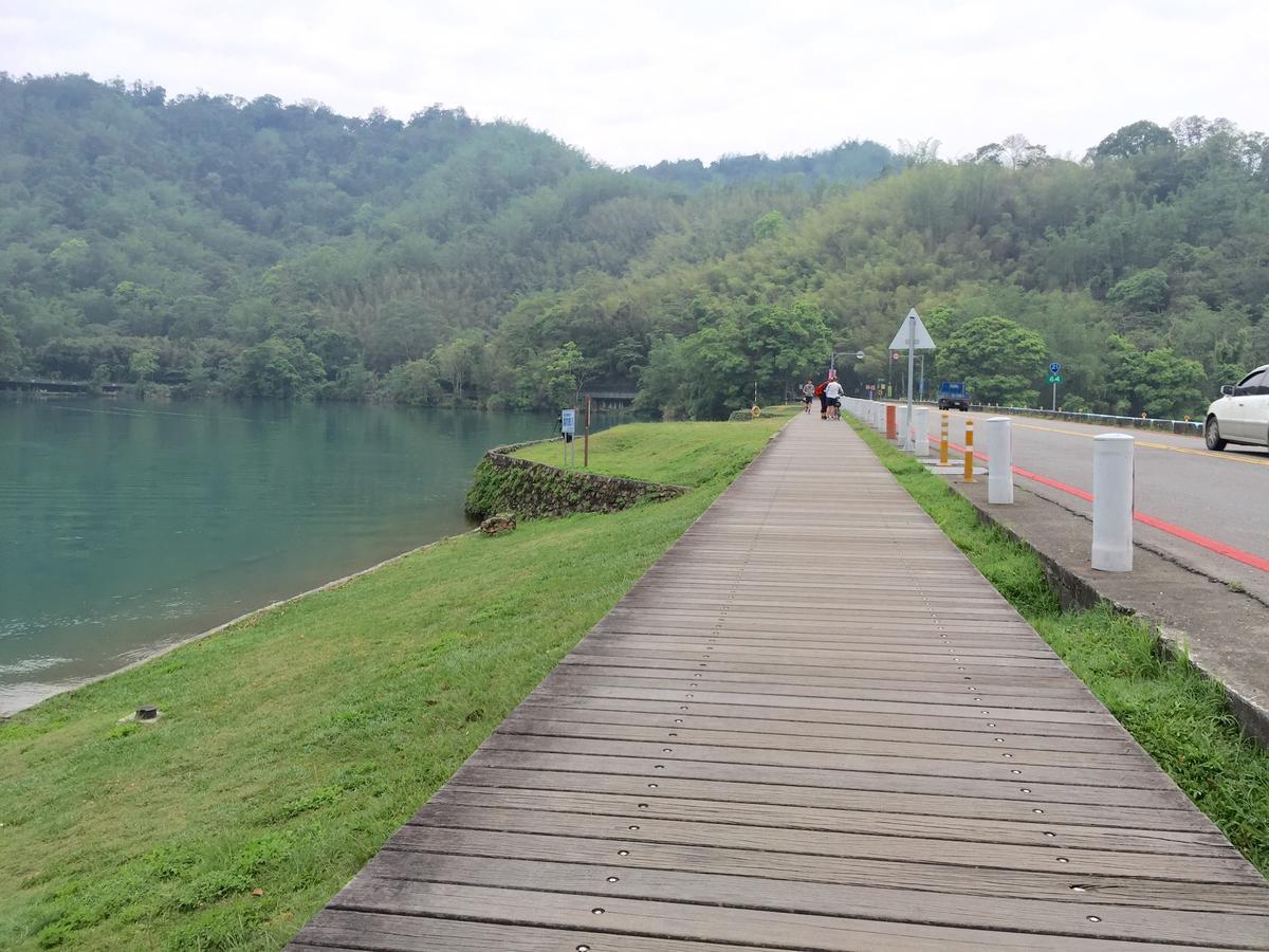 Sun Fog Hotel Yuchi Luaran gambar
